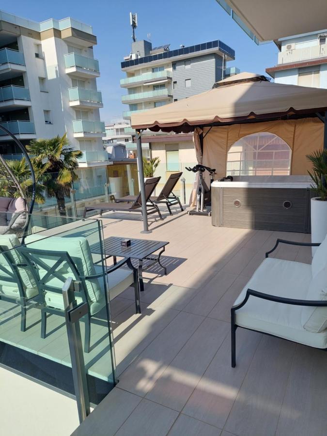 Hotel Rossini 4S لينانو سابيادورو المظهر الخارجي الصورة