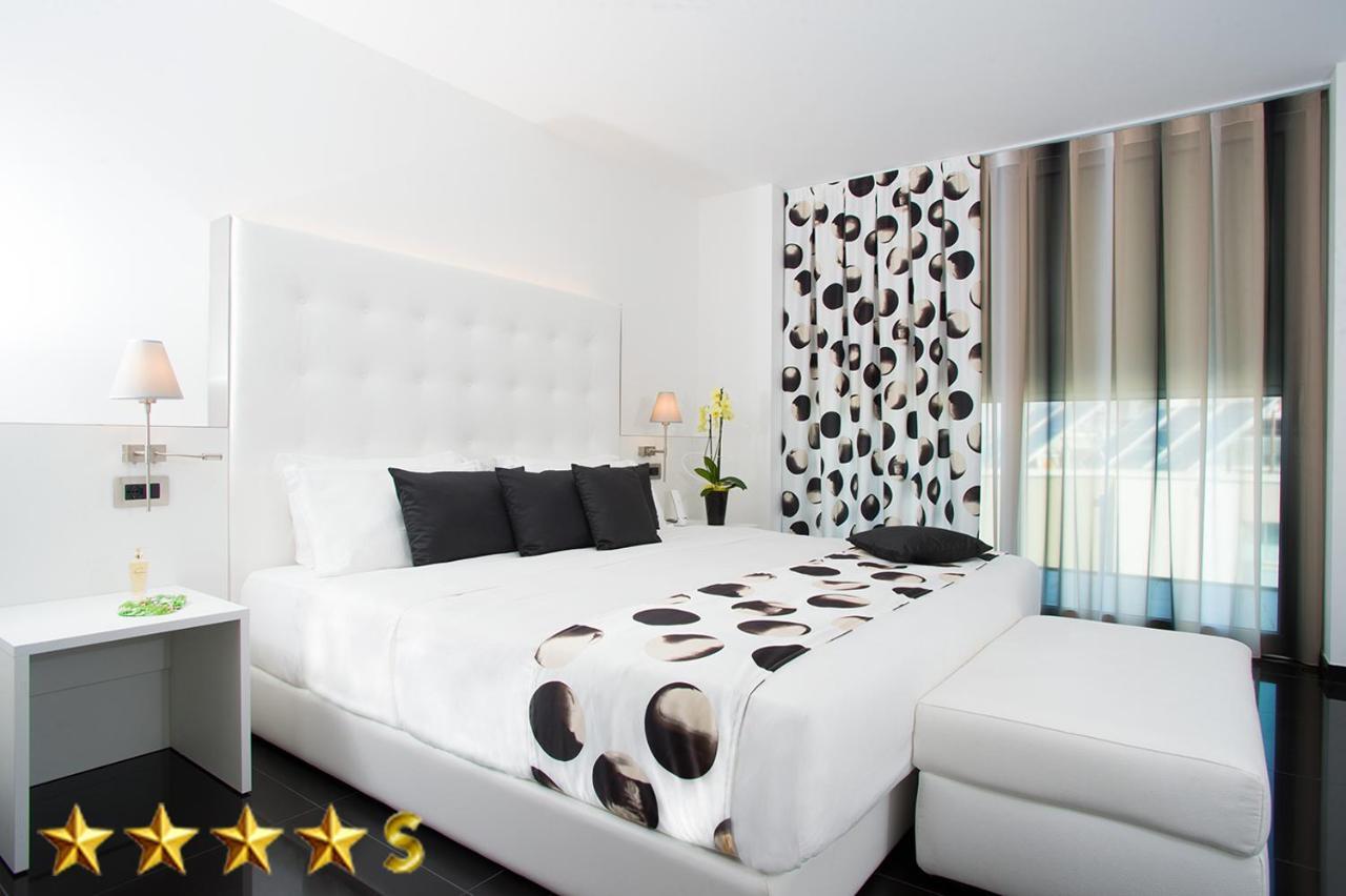 Hotel Rossini 4S لينانو سابيادورو المظهر الخارجي الصورة